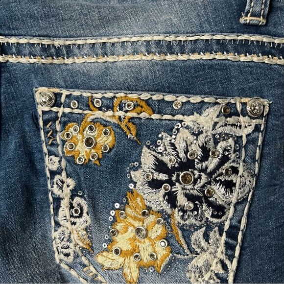 Sexy Couture Boot Fit Jeans Size 7 - Picture 5 of 13